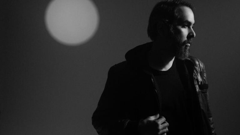 Cigarettes After Sex lança o novo single “Baby Blue Movie”