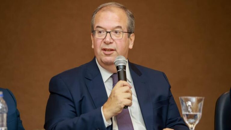 Palmas recebe ministro do Superior Tribunal de Justiça para discutir reestruturação empresarial