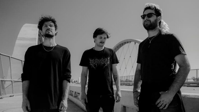 The Omnific lança novo álbum “The Law Of Augmenting Returns”