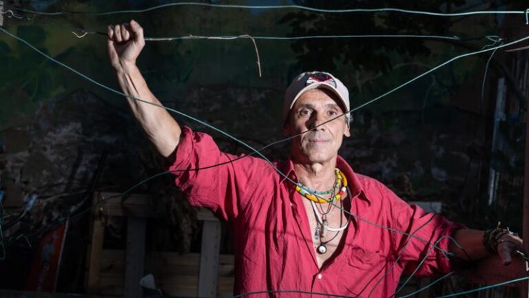 Manu Chao compartilha seu novo single “Tú Te Vas” feat. Laeti