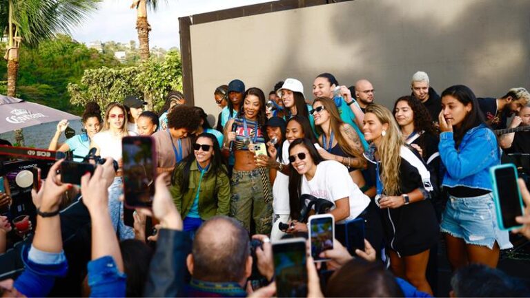 Com show de Ludmilla, Betnacional promove evento para receber seleção feminina de futebol brasileiro