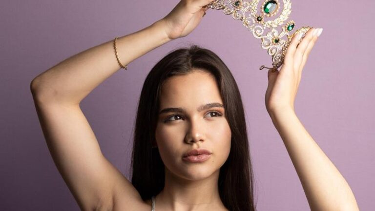 Modelo Pernambucana ganha destaque Nacional com Clipes para Artistas no Instagram