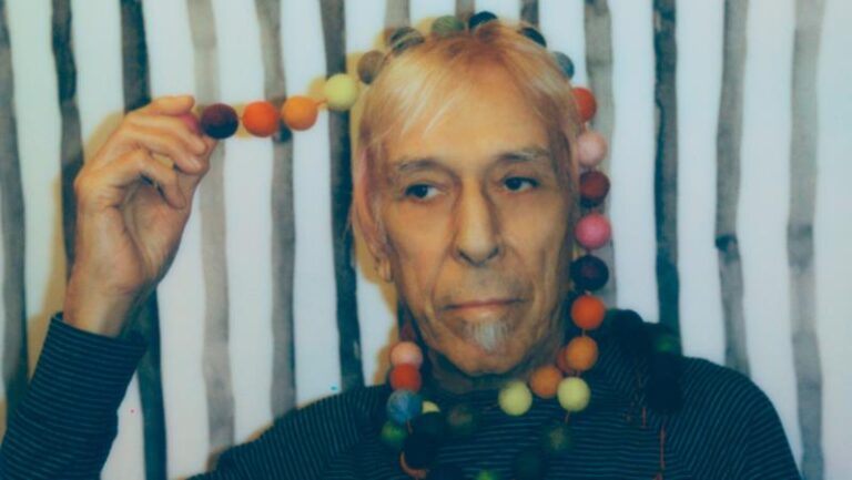 John Cale lança o videoclipe de “Davies and Wales”