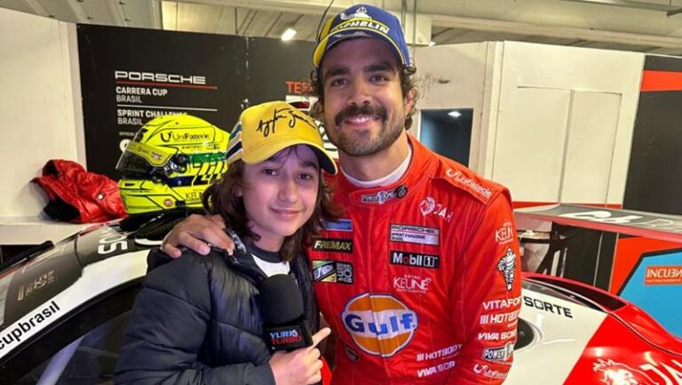Yuri Turbo entrevista Caio Castro em seu retorno ao país