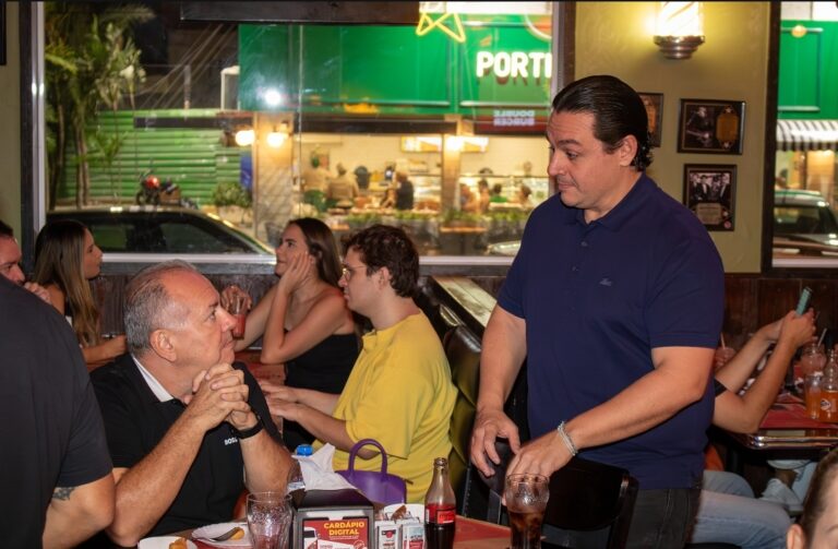 Barney’s Burger completa 13 anos em grande estilo