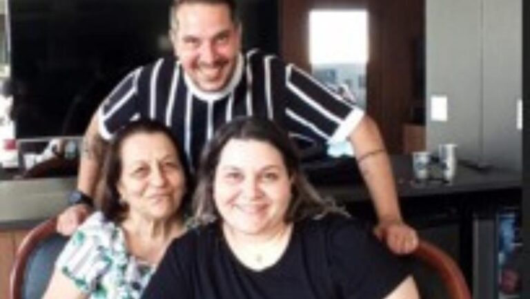 Dia da família: Gabriel e Débora Alberti transformam herança familiar em negócio milionário no mercado de franquias