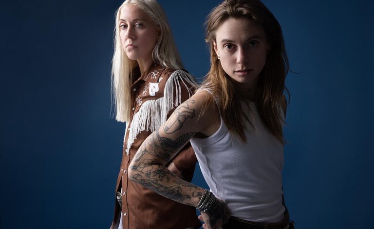 Julien Baker & TORRES lançam o novo single “Tuesday”