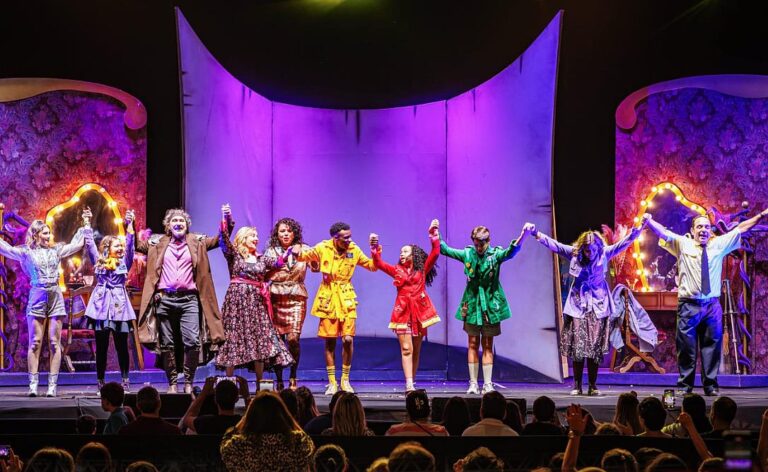Sucesso dentro e fora dos palcos: “D.P.A. A Peça 2 – Um Mistério Musical em Magowood” encerra turnê nacional colecionando marcas históricas e impacto social