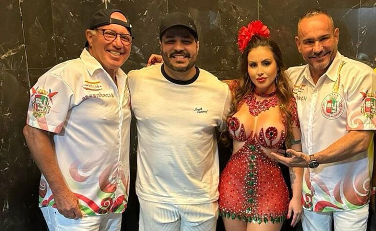 Hugo Gross e Jéssica França curtem ensaio técnico na Sapucaí ao lado de jornalistas e amigos