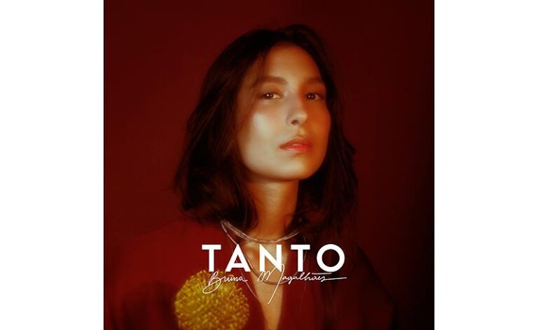 Bruna Magalhães fala sobre o amor e a entrega em novo single, “Tanto”