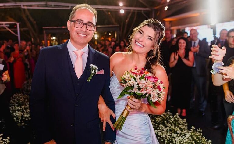 Renata Camargo e Leandro Gonçalves da Silva celebram Bodas de Prata com festa emocionante e shows exclusivos