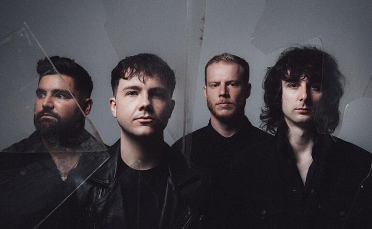 “Surrender” é o novo single do HIMALAYAS