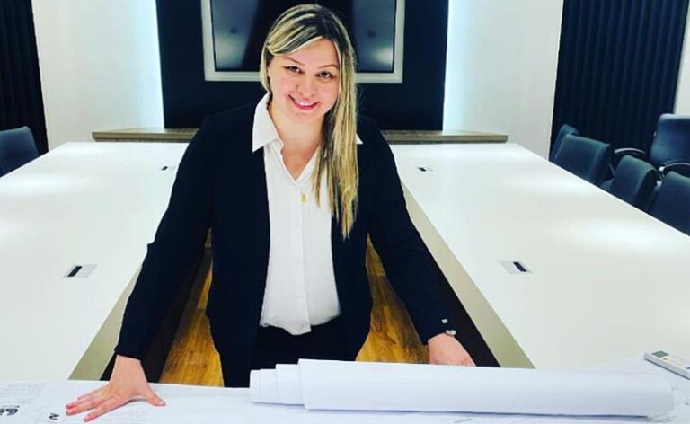 Paola Doldán Revoluciona o Comércio de Fronteira em Ciudad del Este, Paraguai