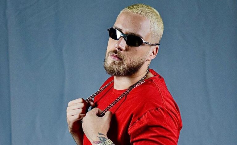 MC Swee Se Destaca no Cenário Musical com Suas Energéticas Músicas Eletrofunk