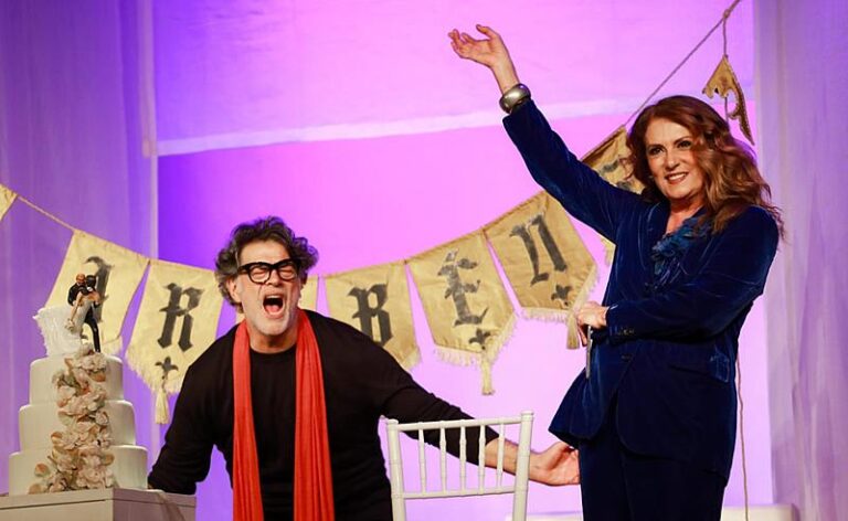 Com Patricya Travassos e Eduardo Moscovis, “DUETOS, A Comédia de Peter Quilter” chega ao Theatro Municipal de Niterói
