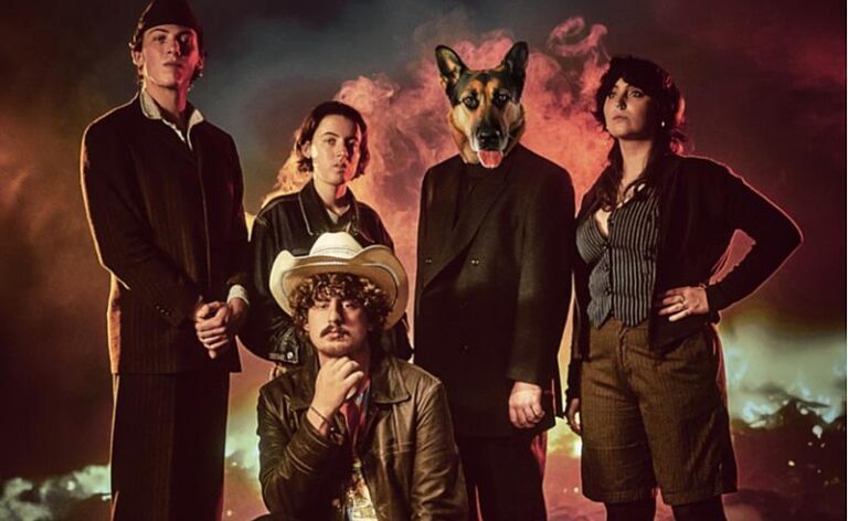 Fat Dog revela o novo remix “Peace Song (A riot in Sydenham bus depot TowerBlock1 mix)”