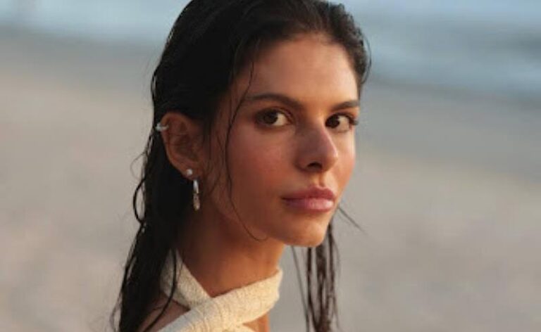 Júlia Levy celebra o sucesso da faixa “Brasileira” com lançamento de clipe praiano