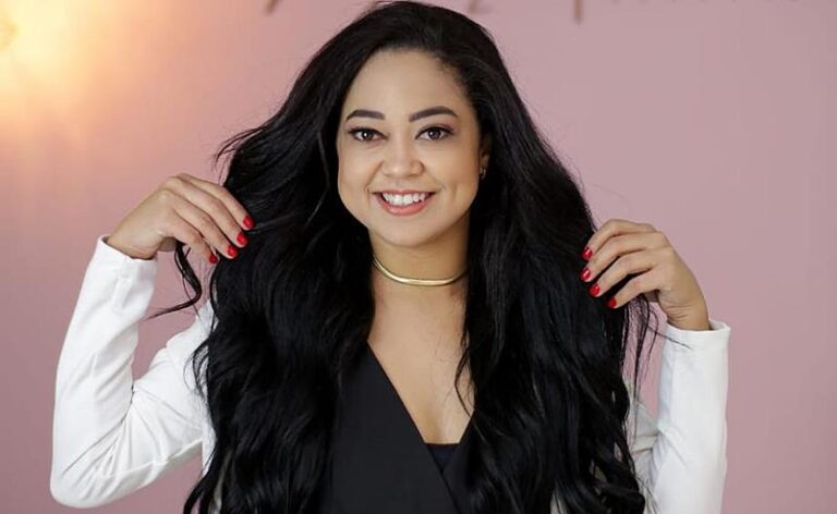 Mega Hair e Autoestima: Como a Extensão Capilar Transforma Vidas