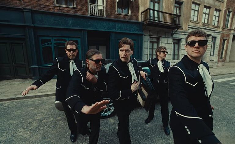 The Hives lança single “Enough Is Enough” e anuncia novo álbum