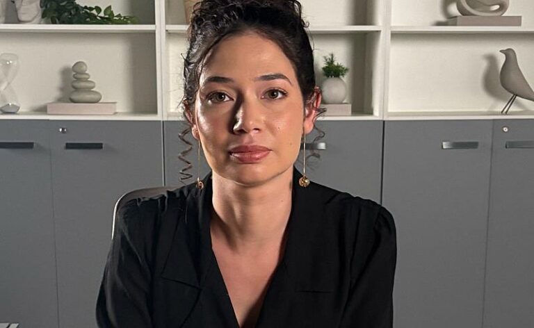 Conheça Janaina de Souza, especialista em negócios equilibrados que unem prosperidade e bem-estar emocional