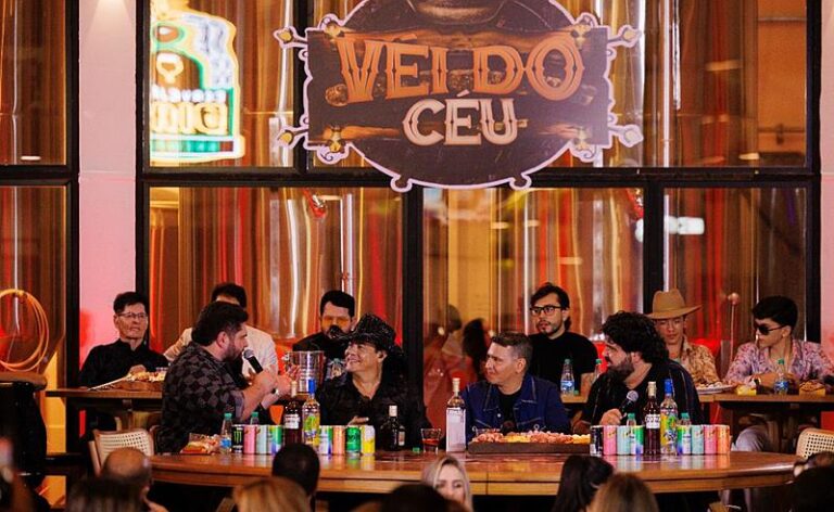 DVD “Véi do Céu” marca noite histórica com Fabrício e Henrique em Goiânia