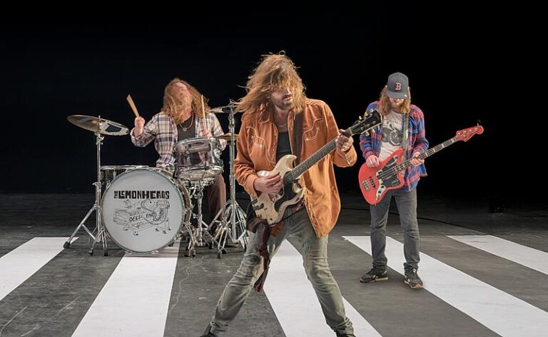The Lemonheads anunciam álbum inédito e lançam hoje o single duplo “Deep End / Sad Cinderella”