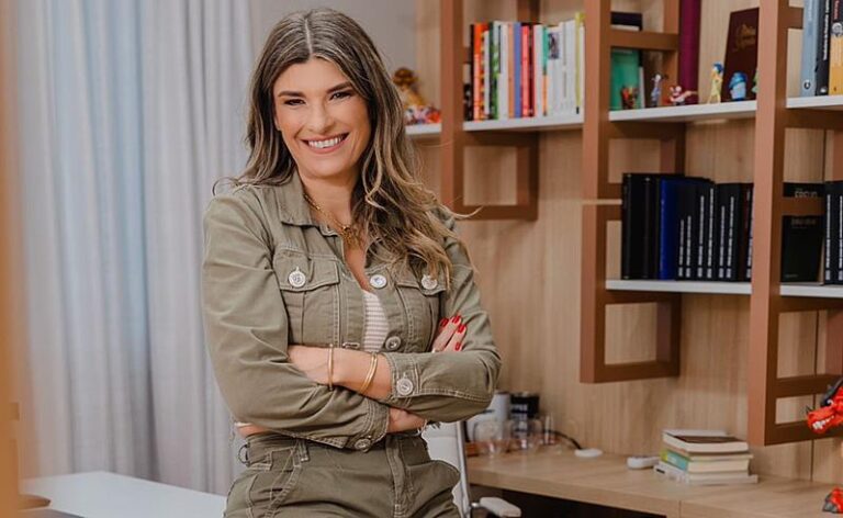Psicóloga Renata Camargo lança comunidade online voltada para mães de adolescentes nesta quinta-feira, 8 de maio