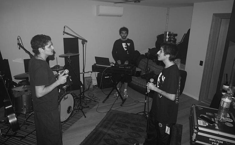 Do estúdio da BASE.CO direto para o palco do C6 Fest: saiba mais sobre o álbum “Maria Esmeralda”
