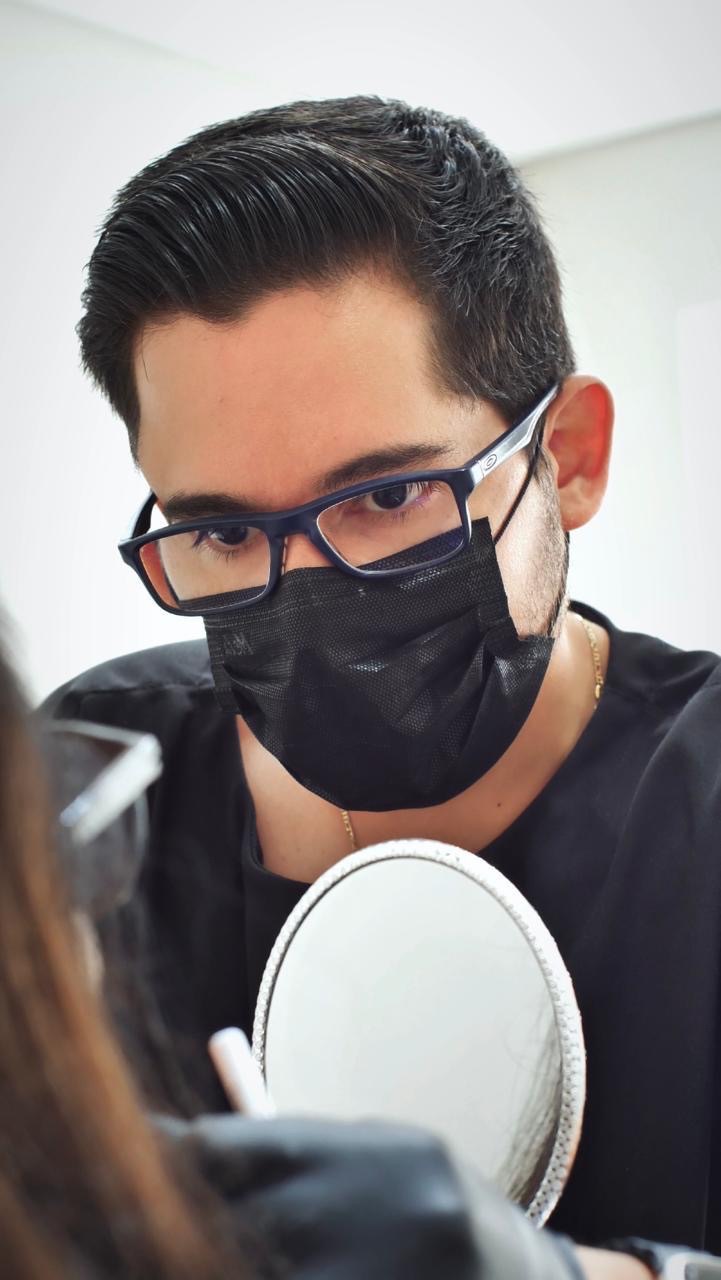 Dr. Alexandre P. Soares e a Nova Era da Harmonização Orofacial: Naturalidade, Tecnologia e Resultados que Respeitam a Identidade