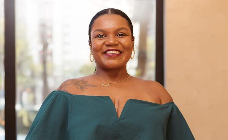 Natália Oliveira transforma trajetória pessoal em referência no apoio estratégico a mulheres empreendedoras