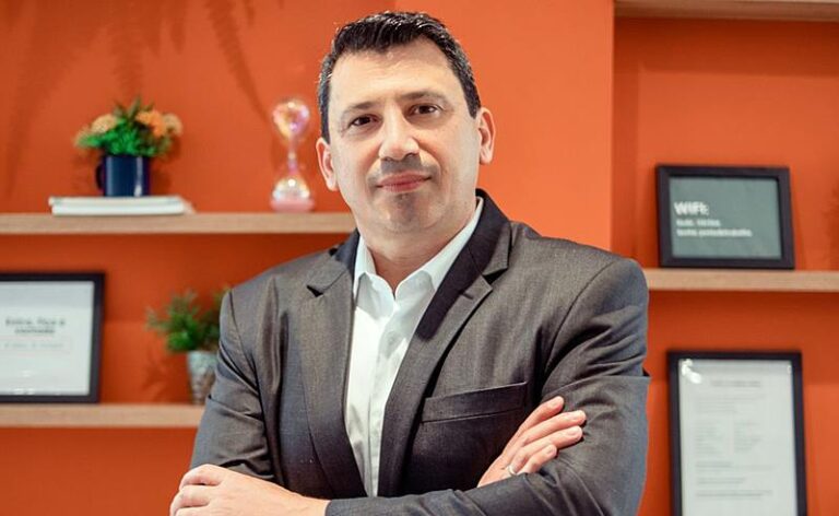 Alex Orestes Novello: Referência em gestão estratégica no agronegócio brasileiro