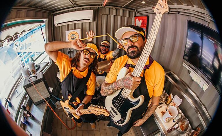 Banana Kush lança o single “Groove do Galo” com clipe criativo inspirado nas séries Breaking Bad e Better Call Saul
