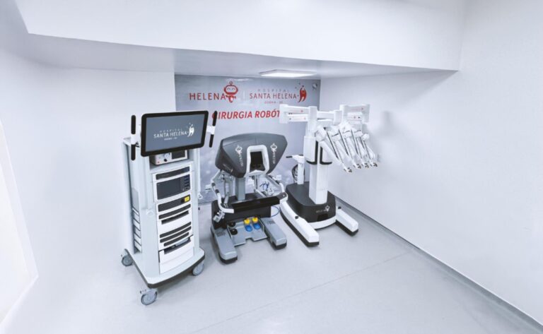 Hospital Santa Helena apresenta “Helena”, o novo robô cirúrgico que coloca Goiás na era da cirurgia do futuro