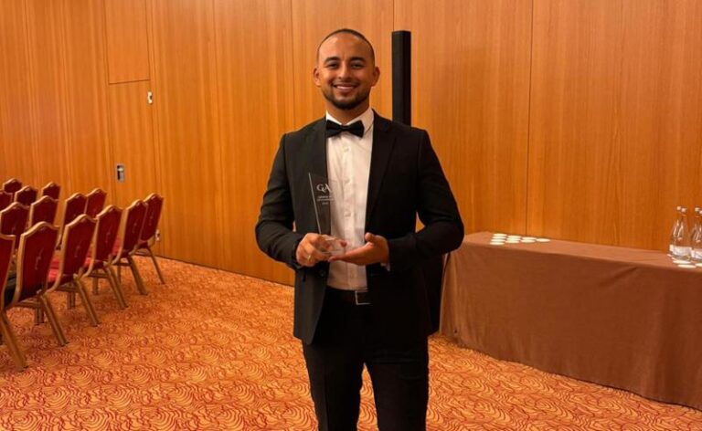 Felipe Avancini, o Heynego, é premiado no Gênios da Atualidade em Cascais