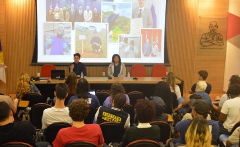 Jovem embaixador da educação nuclear apresenta oportunidades de carreira no setor