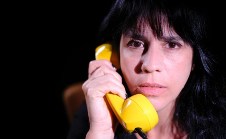 Trama provocadora ambientada nos anos 80, “Zero Grau” chega ao Teatro Cândido Mendes, em Ipanema