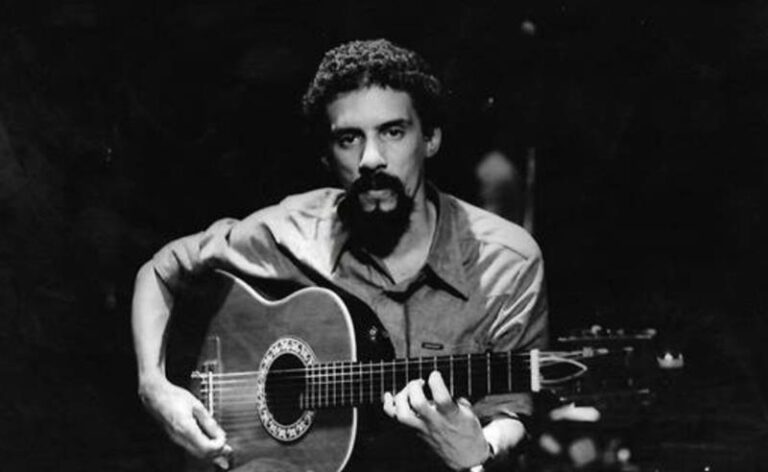 Show Tributo aos 80 anos de Gonzaguinha com Marcelo Kará, acontece no dia 7 de outubro na quadra da Estácio Sá