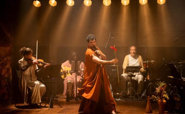 Dude São Thiago traz o espetáculo “O Sexo do Vento” ao Rio de Janeiro