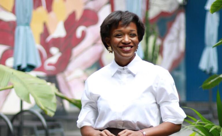 Roselyn Silva estreia-se no Lisboa Fashion Week com sua primeira exposição no dia 2 de outubro