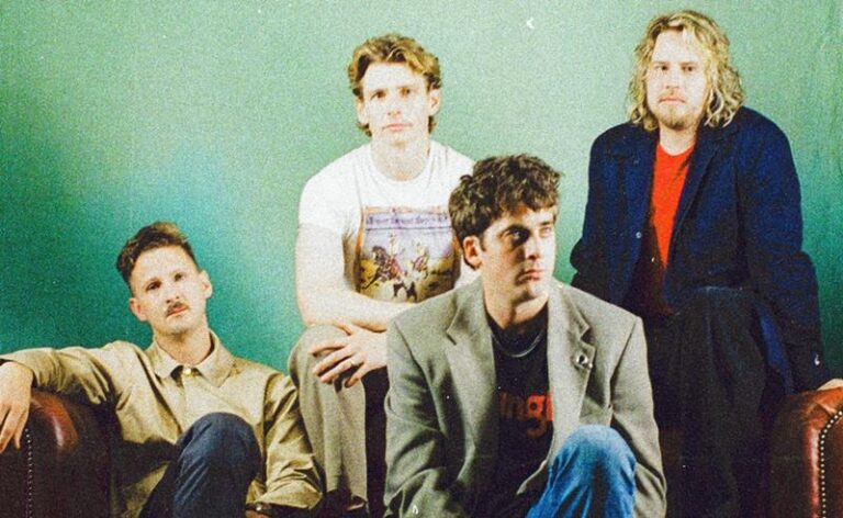 Circa Waves revela novo hino nostálgico “Old Balloons”