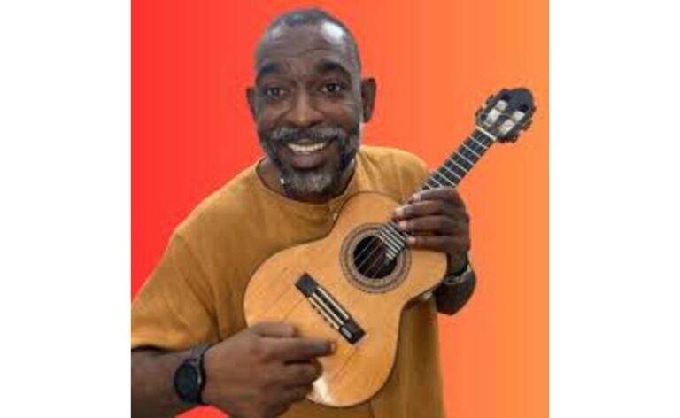 Samba, futebol e feijoada se encontram no Quintal do Zico em celebração à tradição carioca neste domingo (12)