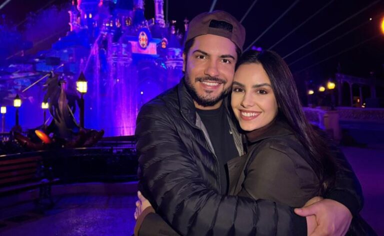 Thiago Bertoldo e Geórgia Fröhlich aproveitam viagem a Paris