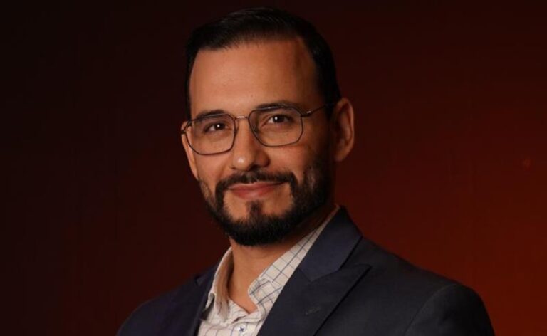 Salto alto pode comprometer a saúde do quadril, diz especialista