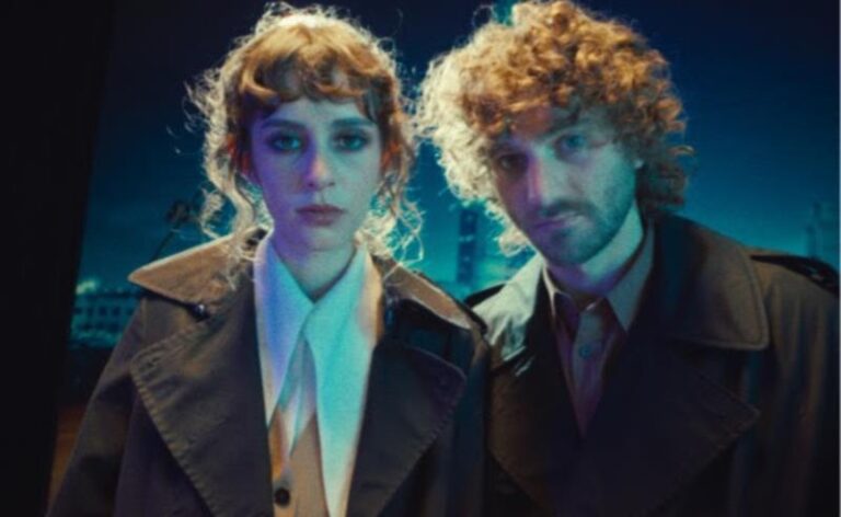 Magdalena Bay lança novas músicas “Human Happens” e “Paint Me A Picture”