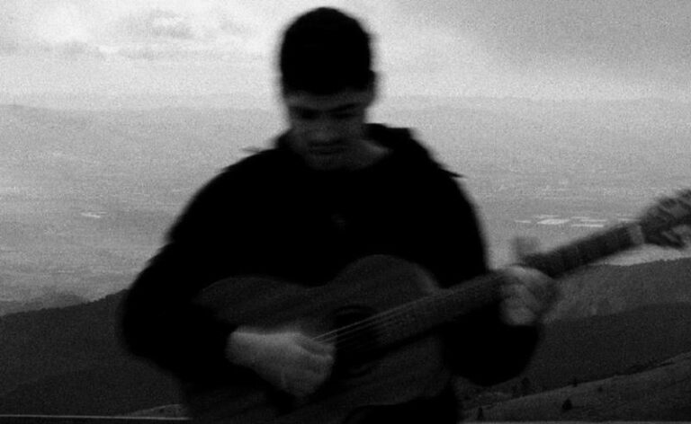 O cantor Igor Roque apresenta o EP “Cuida de Mim” e o clipe da faixa-título do projeto