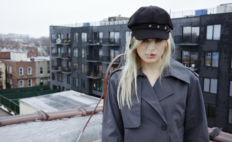 underscores lança novo álbum: U, via Mom+Pop