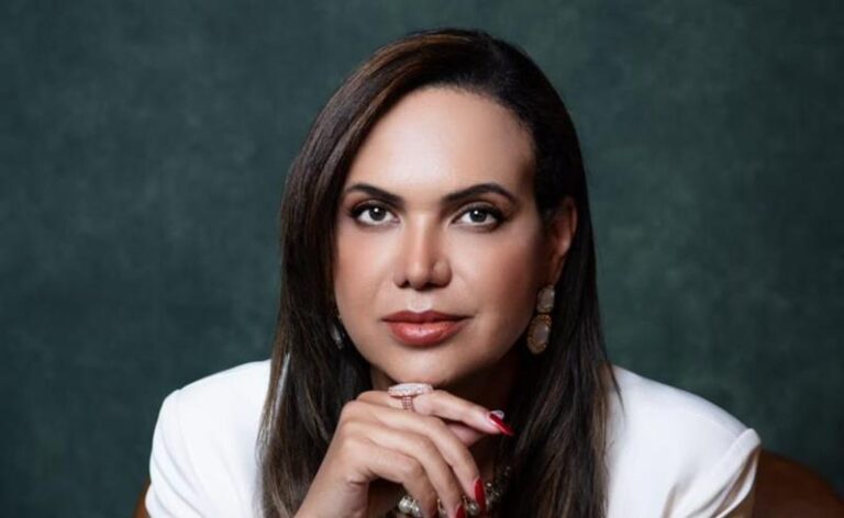 Julice Rodrigues Rosa fortalece sua atuação institucional e é reconhecida como Comendadora por sua contribuição à advocacia e à sociedade