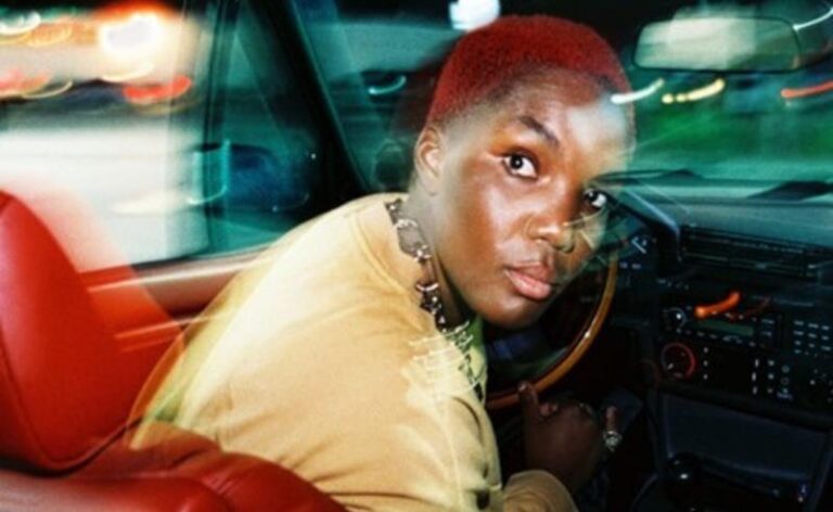 Arlo Parks lança eufórico novo álbum “Ambiguous Desire”