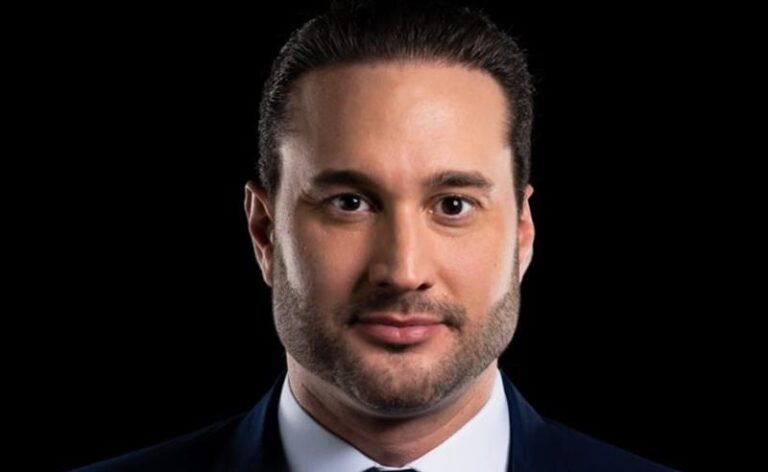 Quem deve comunicar uma operação suspeita ao COAF?