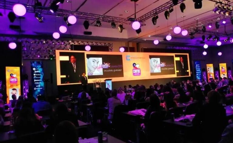 Especialista ministra aula sobre “canetas sem flacidez” em congresso nacional em Foz do Iguaçu